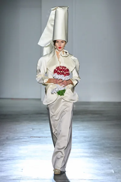 Look 45